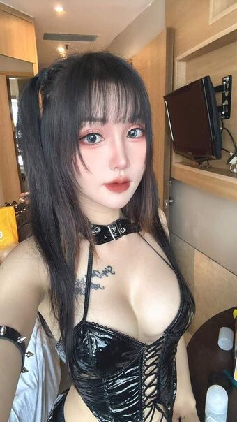 Hasuka95 Foto Nua Vazada OnlyFans 12
