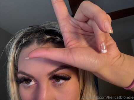 hellcatblondie Foto Nua Vazada OnlyFans 34