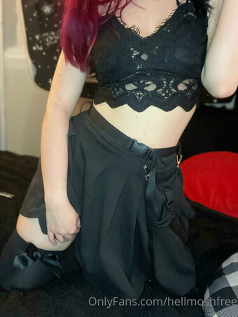 hellmoshfree Foto Nua Vazada OnlyFans 4