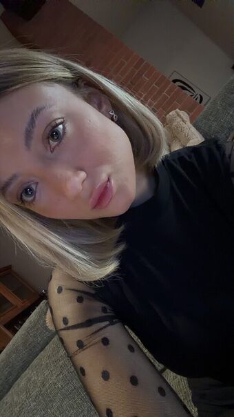 Hello__iris Foto Nua Vazada OnlyFans 170