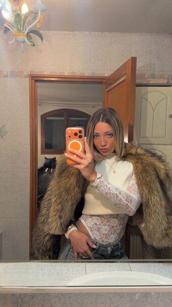 Hello__iris Foto Nua Vazada OnlyFans 172