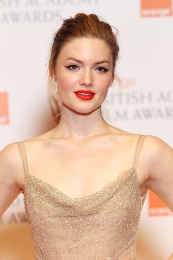 Holliday Grainger