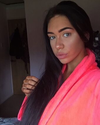 hollyasminee