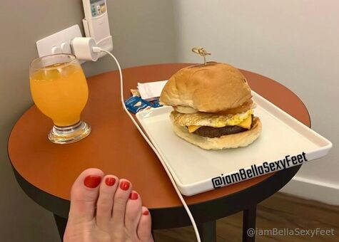 iambellasexyfeet