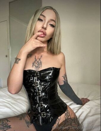 irinavolfree Foto Nua Vazada OnlyFans 7