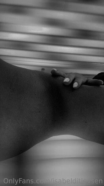 isabelditlevsen Foto Nua Vazada OnlyFans 14