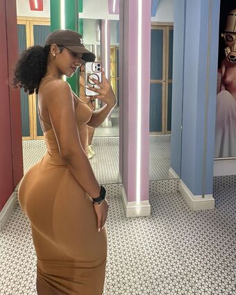 Isaury Calvo Foto Nua Vazada OnlyFans 10