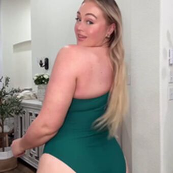 Iskra Lawrence
