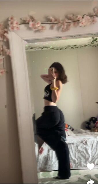 Itsmalic3 Foto Nua Vazada OnlyFans 105