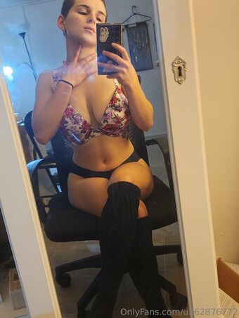 izzy_72 Foto Nua Vazada OnlyFans 10