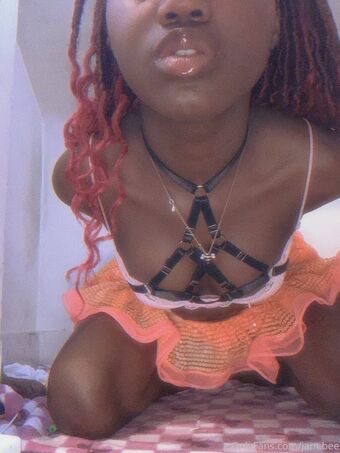 jam.bee Foto Nua Vazada OnlyFans 4