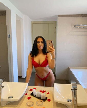Janelle