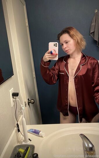 jaymee_pineapple Foto Nua Vazada OnlyFans 19