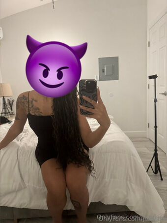 jizzyjasi Foto Nua Vazada OnlyFans 52
