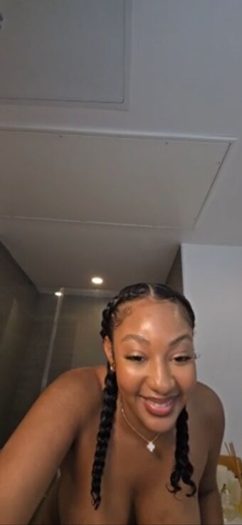 Joialexandri Foto Nua Vazada OnlyFans 8