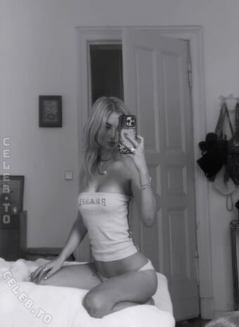 Julia Wulf Foto Nua Vazada OnlyFans 319