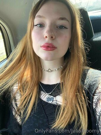 juliabloomy Foto Nua Vazada OnlyFans 12