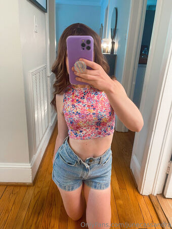 junecassandra Foto Nua Vazada OnlyFans 27