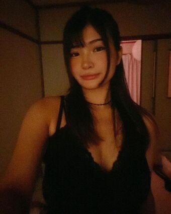 Karenxtran/Strawberry.bunni Foto Nua Vazada OnlyFans 4