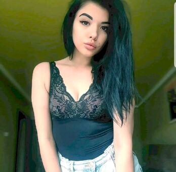 _karisha_ Foto Nua Vazada OnlyFans 1