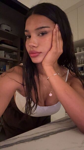 Kiana Dufour Foto Nua Vazada OnlyFans 65