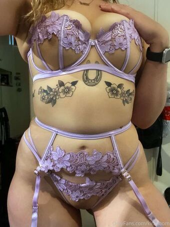 kinbloom Foto Nua Vazada OnlyFans 20