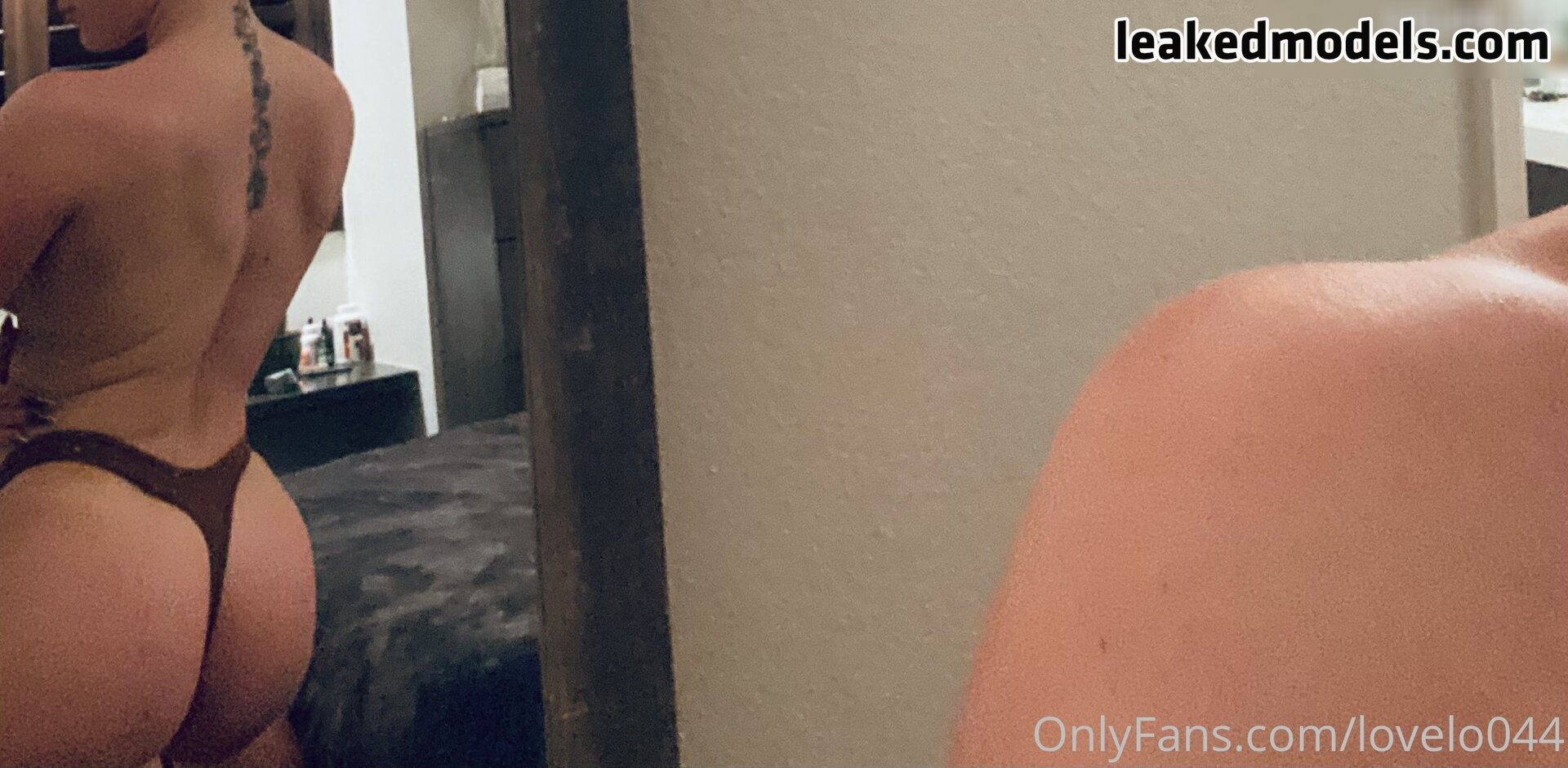 KissFromLo Lovelo044 nude OnlyFans - a collection of stunning photos guaranteed to arouse