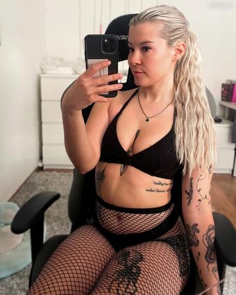 Kiyah Foto Nua Vazada OnlyFans 6