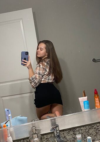 laineylynn21