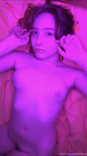 lamblet Foto Nua Vazada OnlyFans 29