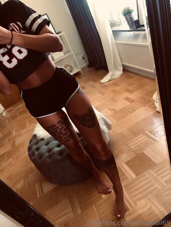 lanasmall69 Foto Nua Vazada OnlyFans 9