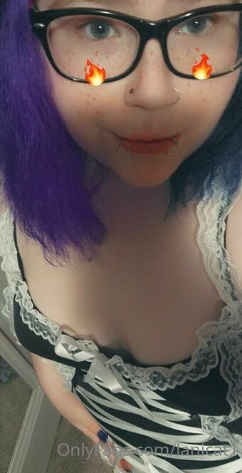 lanicat1 Foto Nua Vazada OnlyFans 39