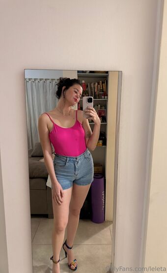 leleta Foto Nua Vazada OnlyFans 15