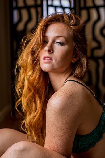 Leslie Foto Nua Vazada OnlyFans 5