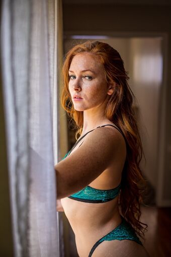 Leslie Foto Nua Vazada OnlyFans 6