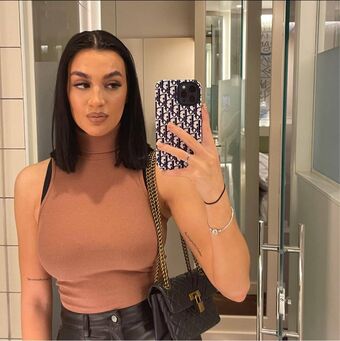 Lilly Walker Foto Nua Vazada OnlyFans 1