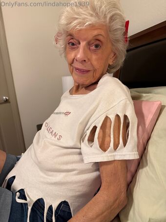 lindahope1939 Foto Nua Vazada OnlyFans 78