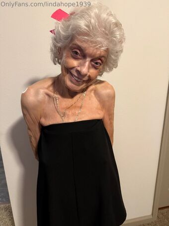 lindahope1939 Foto Nua Vazada OnlyFans 83