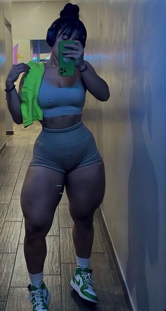 Linnnna Linnnna Foto Nua Vazada OnlyFans 3