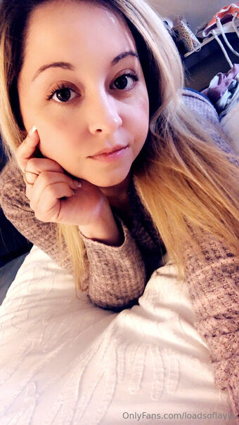 loadsoflayla Foto Nua Vazada OnlyFans 40