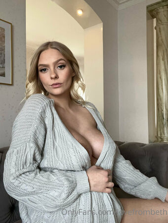 Lovefrombeth Foto Nua Vazada OnlyFans 17