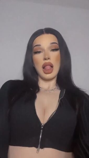 Lu_Aaliyah