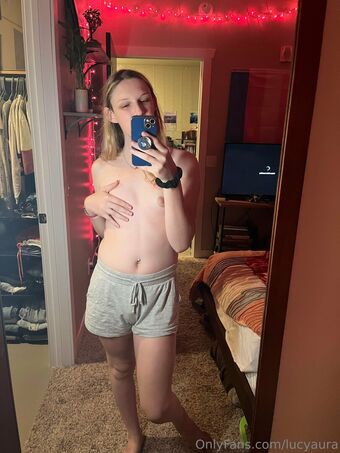 lucyaura Foto Nua Vazada OnlyFans 30