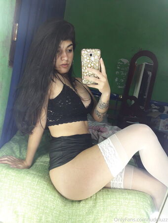 ludeluzz Foto Nua Vazada OnlyFans 1