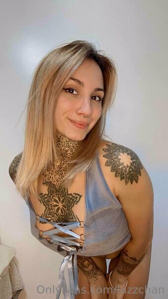 luzzchan Foto Nua Vazada OnlyFans 9