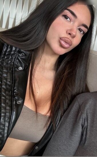Lya Aylin