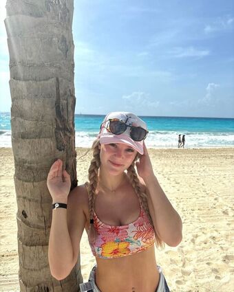 Mads Thompson Maddiiedee