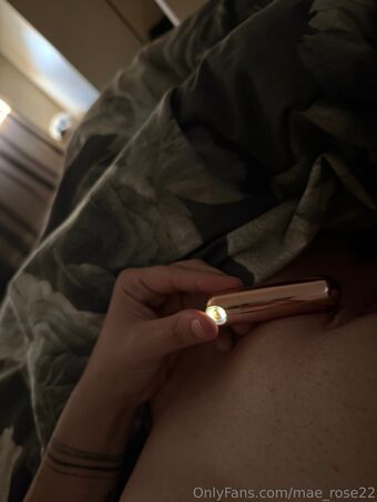 mae_rose22