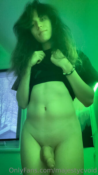 majestycvoid Foto Nua Vazada OnlyFans 17