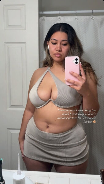 Mama E Foto Nua Vazada OnlyFans 23